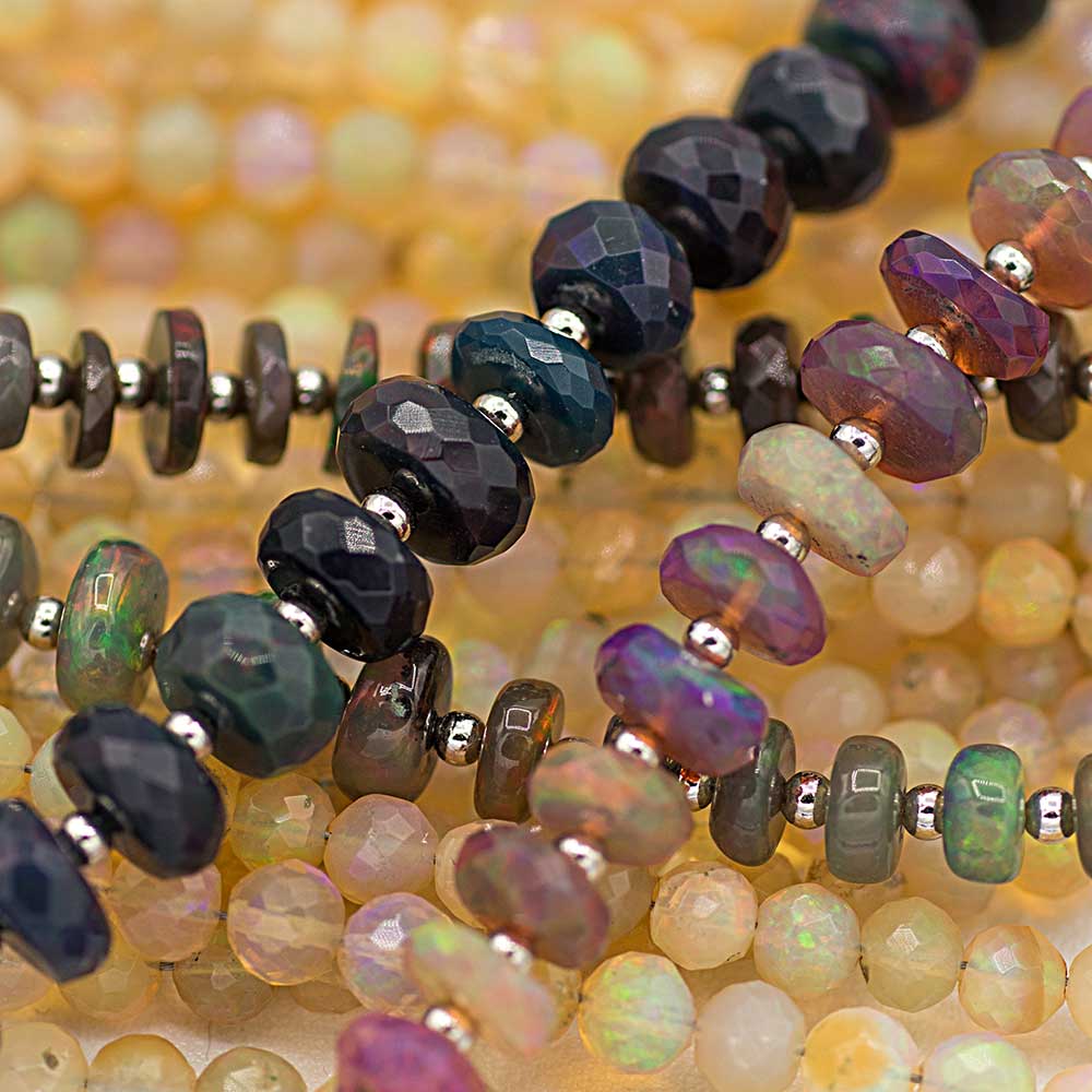 Perlenketten mit Opal